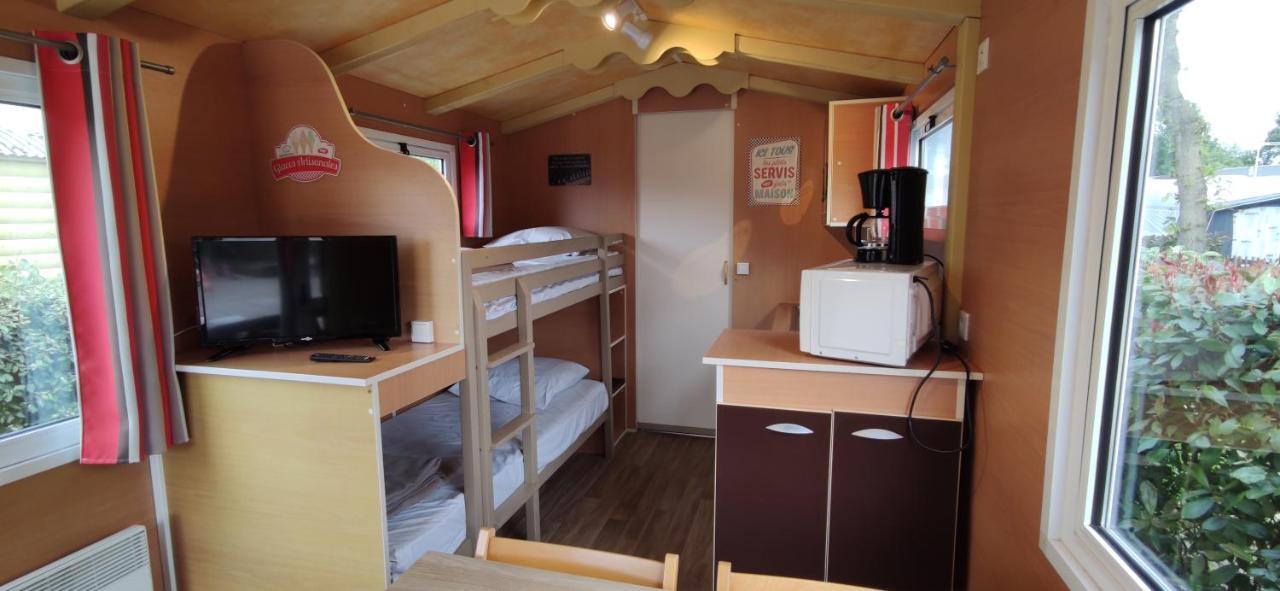 Camping Insolite Le Haut Village سانت ميشيل تشيف تشيف المظهر الخارجي الصورة